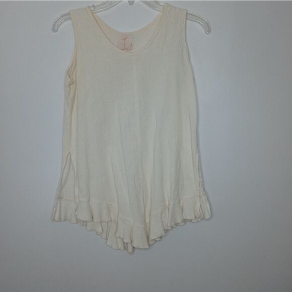 LA Iguana Tops - LA Iguana peplum top